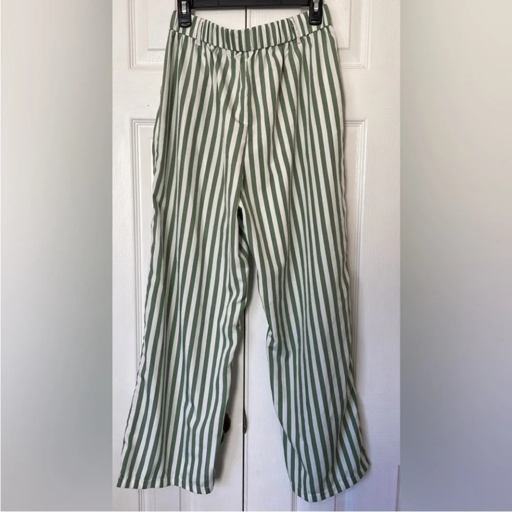 NWOT SHEIN Green and White Wide Leg Pants with Stripes - Picture 3 of 4